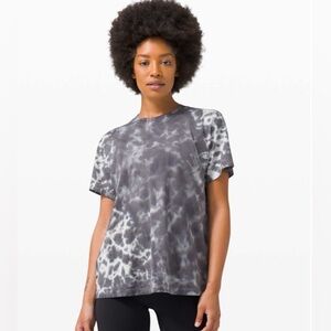 Lululemon All Yours Tee *Tie Dye - Size 8